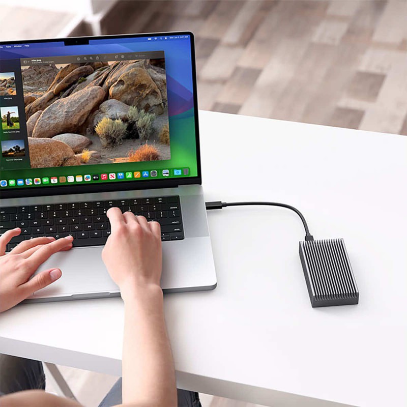 Abart Pro Sonic SSD M.2 NVMe PCIe Thunderbolt 4 USB4 Thunderbolt 3 drive enclosure 40Gbps up to 3500MB/s